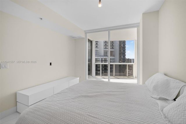 18201 Collins Avenue 2008, Sunny Isles Beach, FL 33160