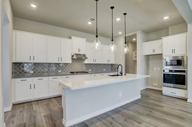 9522 Caddo Ridge Lane, Cypress, TX 77433