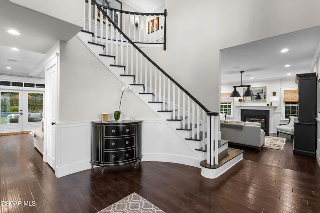 5545 Bromely Drive, Oak Park, CA 91377