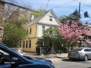 3930 Carpenter Avenue, Bronx, NY 10466