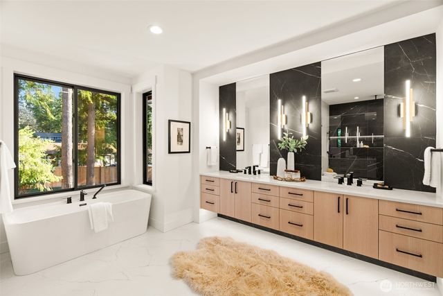 4028 138th Avenue SE, Bellevue, WA 98006