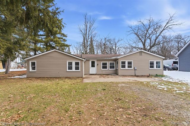 2380 Rolandale, West Bloomfield, MI 48324