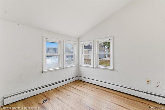 2380 Rolandale, West Bloomfield, MI 48324