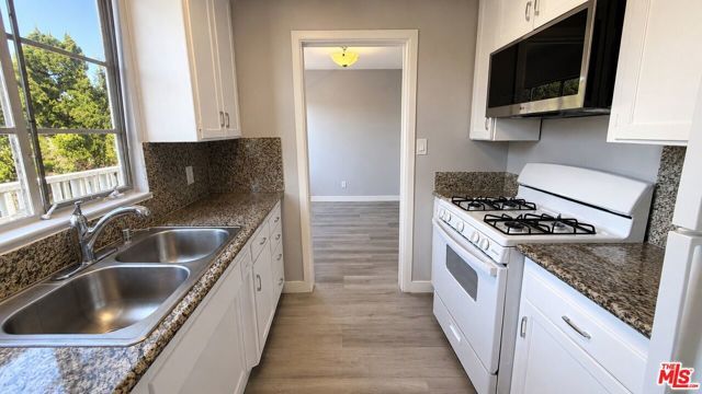 202 N Locust Street 6, Inglewood, CA 90301