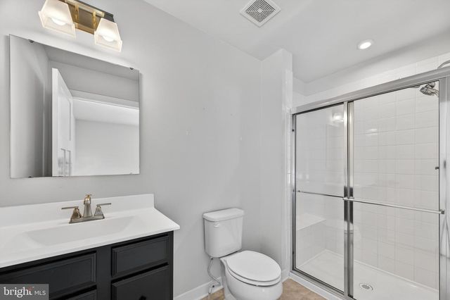 54 NORFOLK LN, Martinsburg, WV 25405