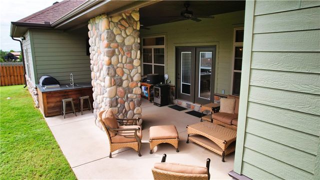 3750 Whitefish Street, Bentonville, AR 72712