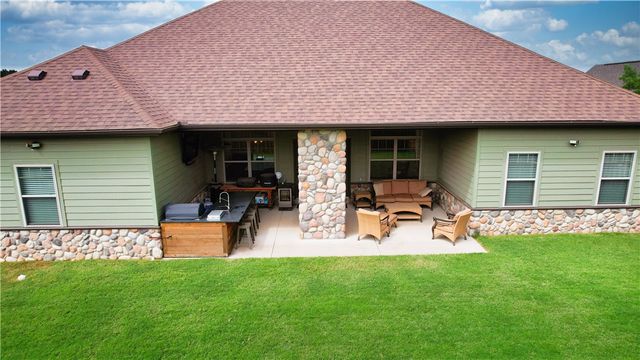 3750 Whitefish Street, Bentonville, AR 72712