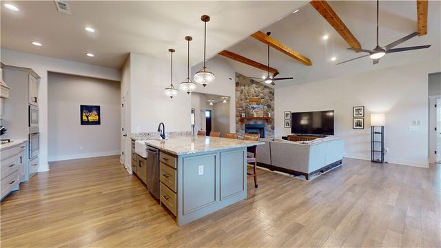 3750 Whitefish Street, Bentonville, AR 72712