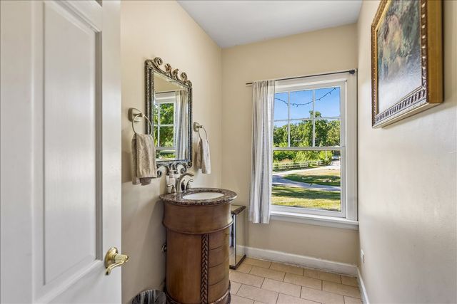 15595 W Town Line Road, Mettawa, IL 60045