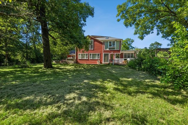15595 W Town Line Road, Mettawa, IL 60045