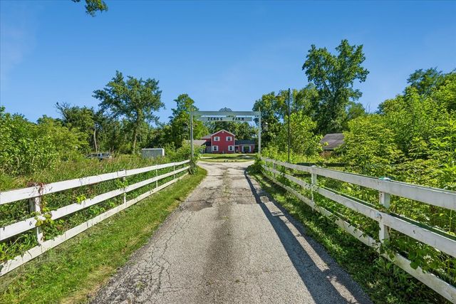 15595 W Town Line Road, Mettawa, IL 60045