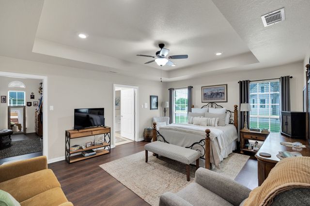 502 Main Street, Maypearl, TX 76064