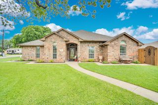 502 Main Street, Maypearl, TX 76064