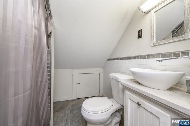 327 Rifle Camp Road, Little Falls, NJ 07424