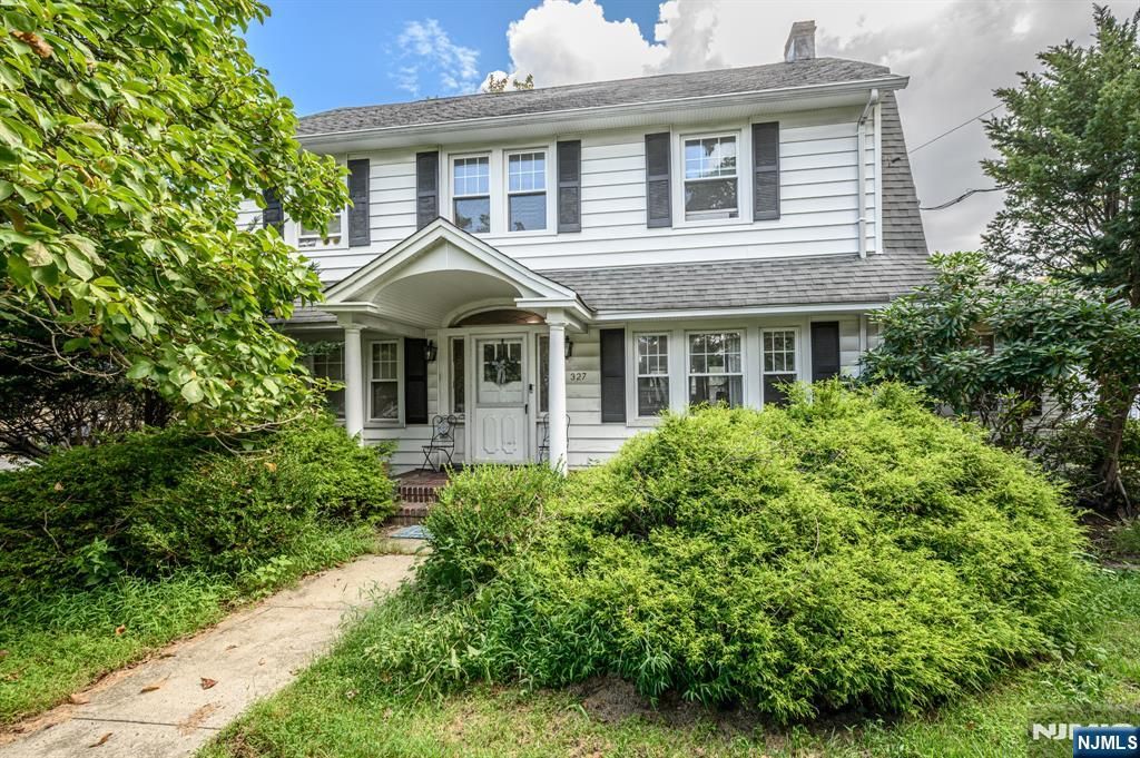 327 Rifle Camp Road, Little Falls, NJ 07424