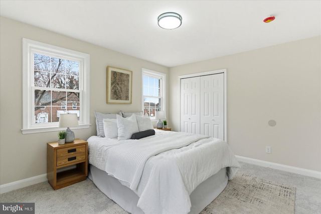 10 MARDREW RD, Baltimore, MD 21229