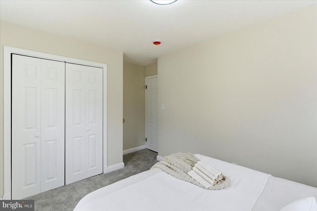 10 MARDREW RD, Baltimore, MD 21229