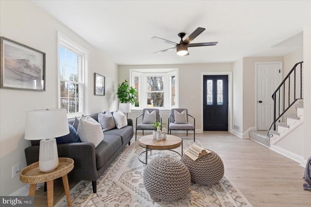 10 MARDREW RD, Baltimore, MD 21229