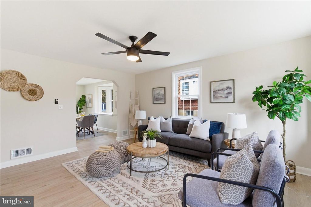 10 MARDREW RD, Baltimore, MD 21229