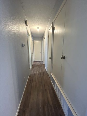 645 N Center Street, Blossom, TX 75416