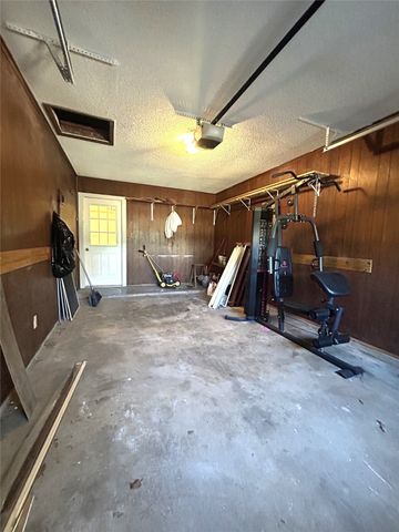 645 N Center Street, Blossom, TX 75416