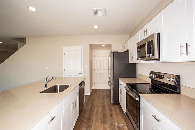 1046 FORESHORE LANE, Haines City, FL 33844