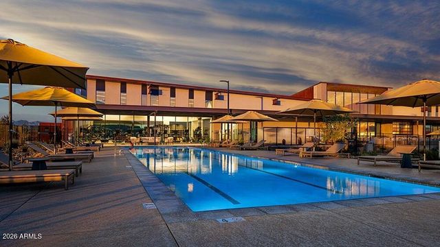 1743 E NADINE Way, Phoenix, AZ 85085