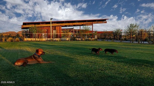 1743 E NADINE Way, Phoenix, AZ 85085
