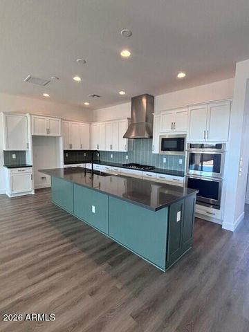 1743 E NADINE Way, Phoenix, AZ 85085