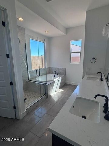 1743 E NADINE Way, Phoenix, AZ 85085