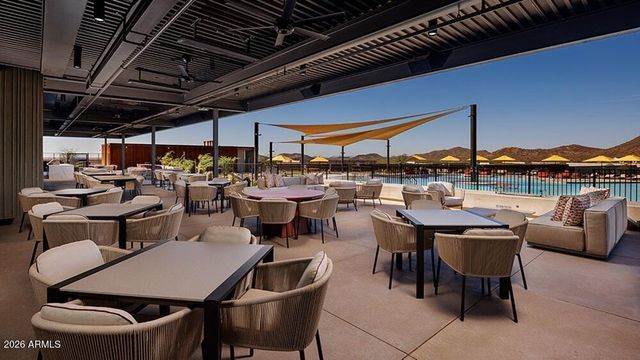 1743 E NADINE Way, Phoenix, AZ 85085