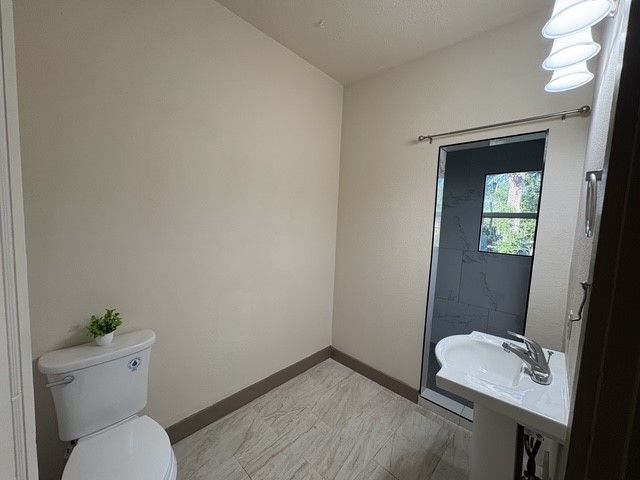 4876 E Williams Spring Rd, Fort Worth, TX 76135