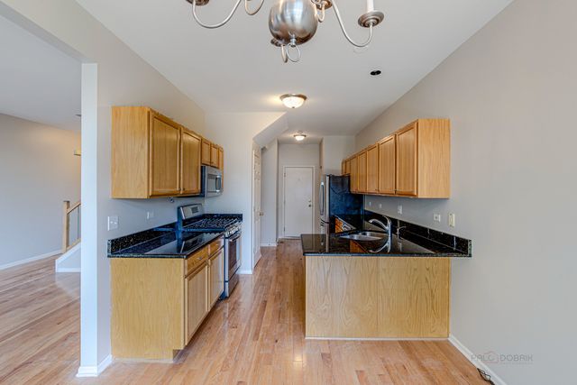 1655 Windward Court, Naperville, IL 60563