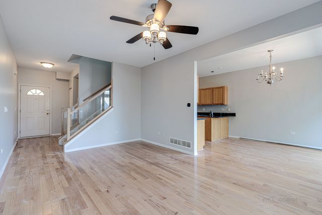 1655 Windward Court, Naperville, IL 60563