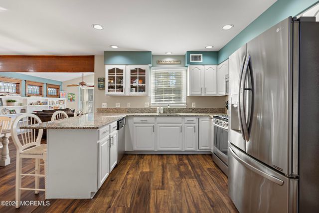 195 S Lakeshore Drive, Manahawkin, NJ 08050