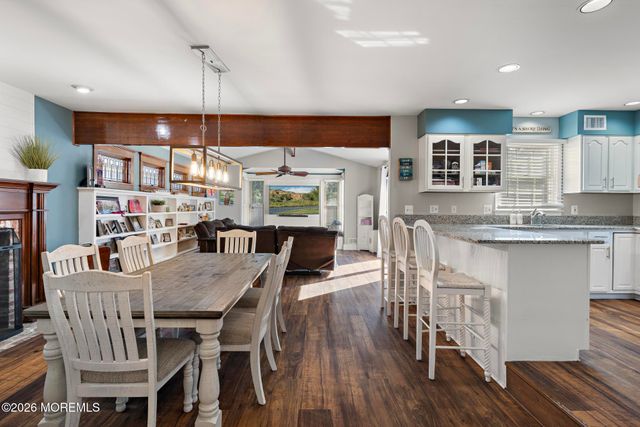 195 S Lakeshore Drive, Manahawkin, NJ 08050