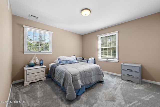 195 S Lakeshore Drive, Manahawkin, NJ 08050