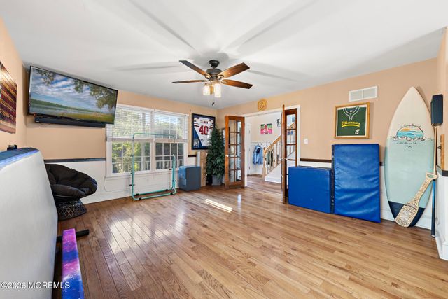 195 S Lakeshore Drive, Manahawkin, NJ 08050