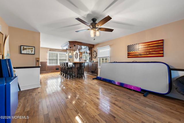 195 S Lakeshore Drive, Manahawkin, NJ 08050