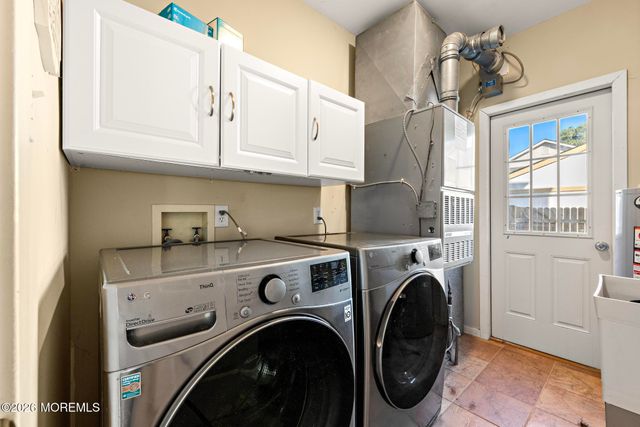 195 S Lakeshore Drive, Manahawkin, NJ 08050