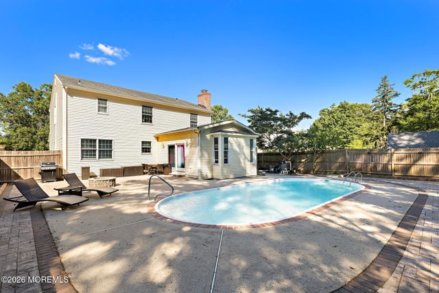 195 S Lakeshore Drive, Manahawkin, NJ 08050