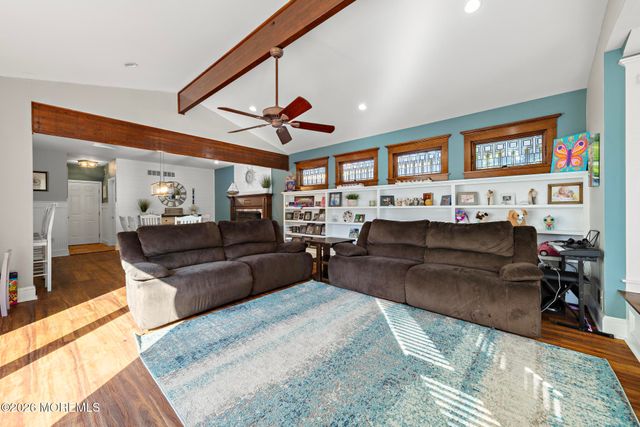 195 S Lakeshore Drive, Manahawkin, NJ 08050