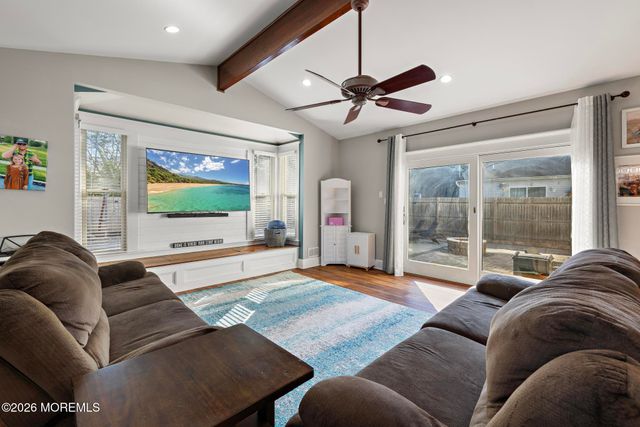195 S Lakeshore Drive, Manahawkin, NJ 08050