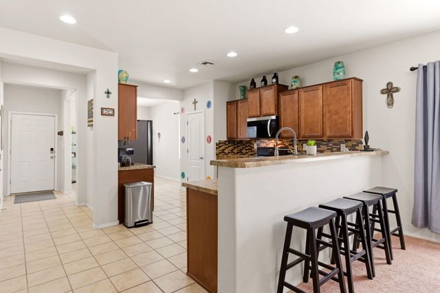 2931 Tierra Dorado Drive SW, Albuquerque, NM 87121