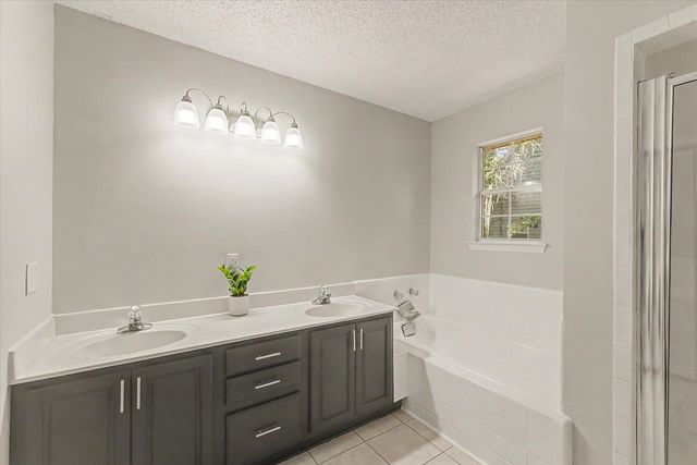 3044 CLOUDLAND Drive, Tallahassee, FL 32312