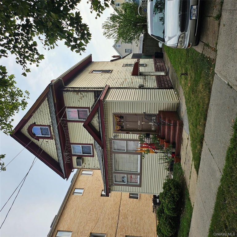 10326 118th Street, Richmond Hill, NY 11419