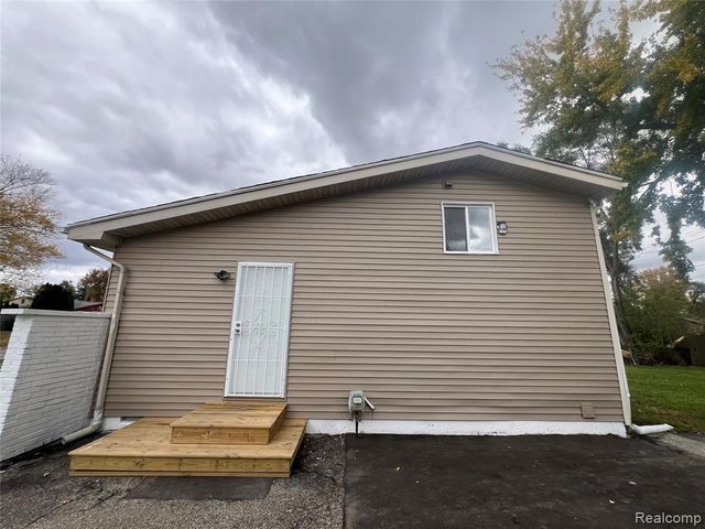 6094 Penwood Road, Mount Morris, MI 48458