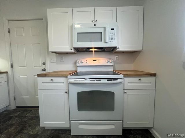 6094 Penwood Road, Mount Morris, MI 48458