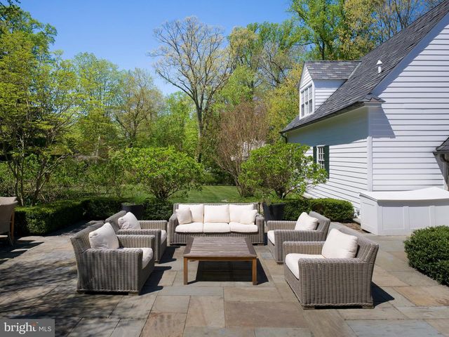454 MORENO RD, Wynnewood, PA 19096