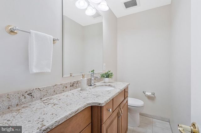 13202 MOSS RANCH LN, Fairfax, VA 22033